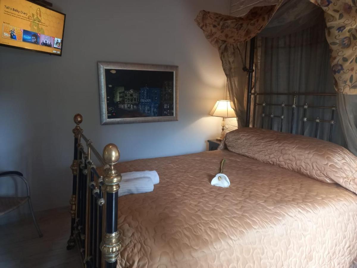 Michael-Angelo Guest House Potchefstroom Exteriör bild